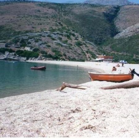Areti Rooms Hotel Himare Exterior foto